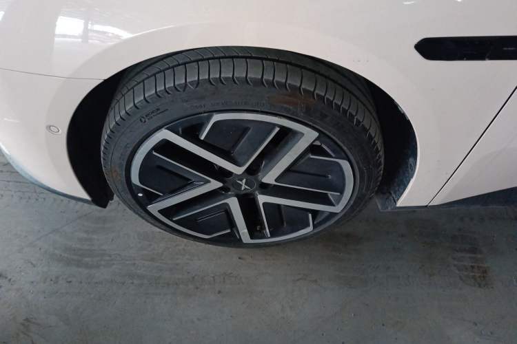 Used XPeng MONA M03 2025 600 with Ultra-Long Range Max Left Front Wheel Hub