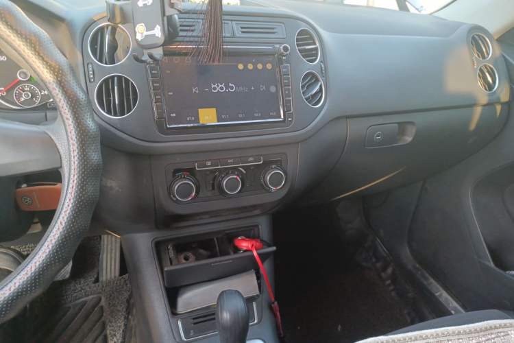 Used Volkswagen Tiguan L 2015 1.8TSI Automatic Two-Wheel Drive Trend Edition
