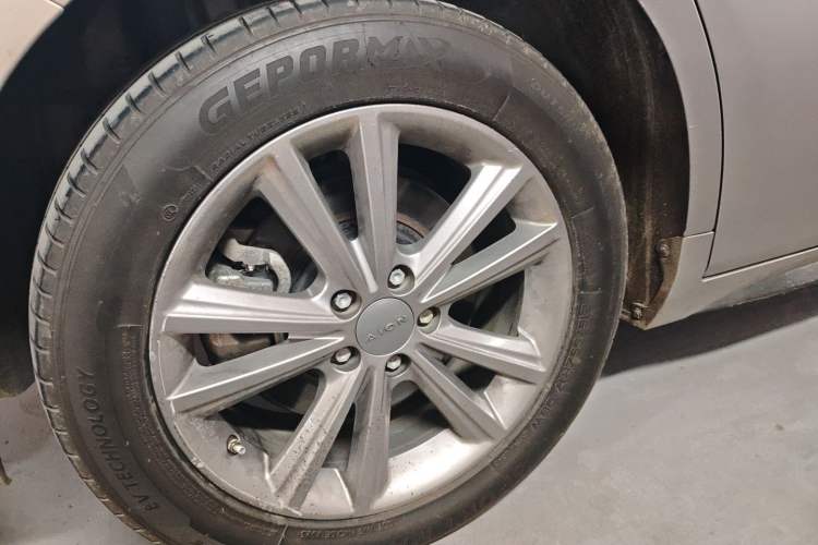 Used AION S 2022 Meizu 580 Right Rear Wheel Hub