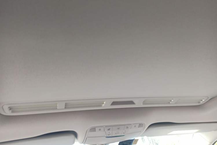 Used Mercedes-Benz C-Class 2017 Restyled C 180 L Fashion Edition Sport Version
