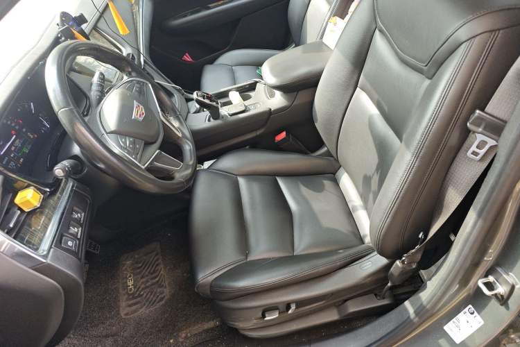 Used Cadillac XT5 2018 28E Four-Wheel Drive Tech Version