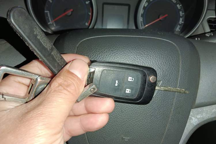 Used Chevrolet Cruze 2013 1.6L SL Sunroof Edition MT