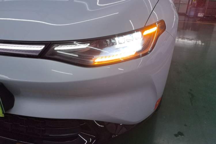 Used Leapmotor C01 2024 Pure Electric 525 Comfort Edition Left Front Headlight