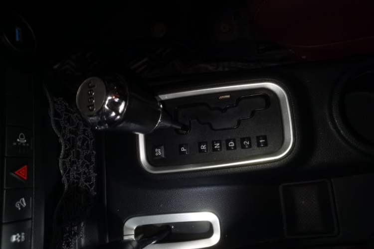 Used Jeep Wrangler 2011 3.8L Sahara Four-Door Edition
