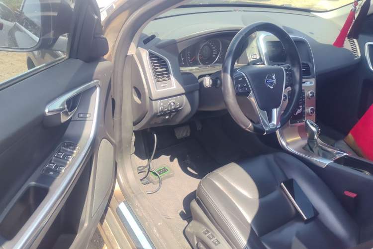 Used Volvo XC60 2016 T5 Smart Upgrade Model Driver Seat