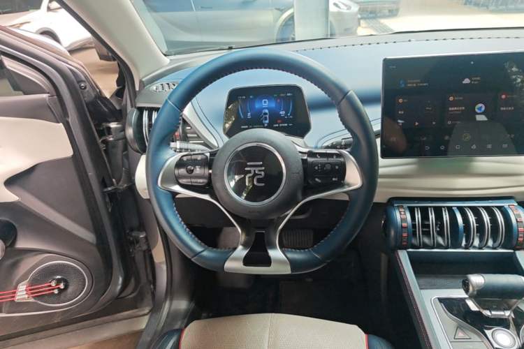 Used BYD Yuan PLUS 2022 430 km Luxury Version
