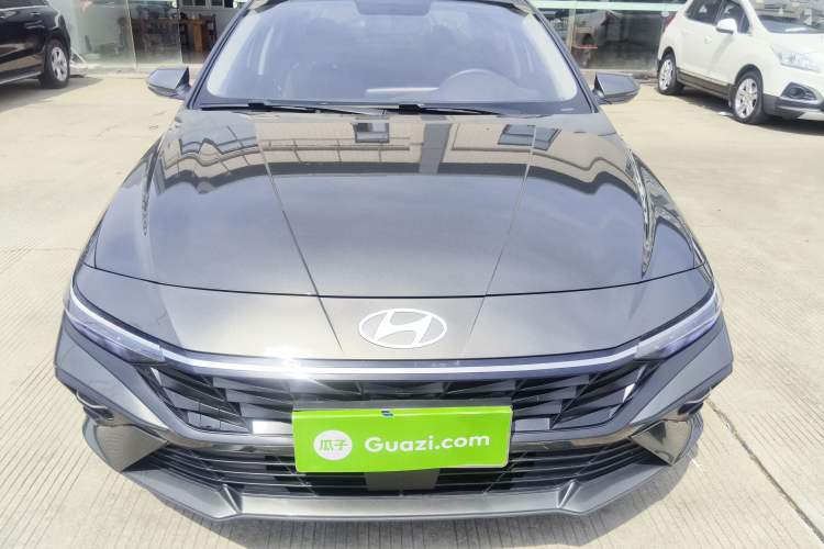 Used Hyundai Elantra 2023 1.5L CVT GLX Elite Edition Front