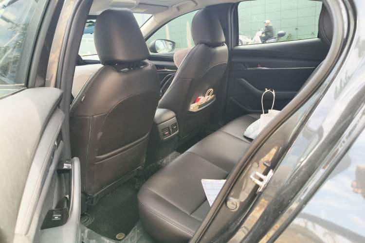Used Mazda 3 Axela 2020 2.0L Automatic ZhiXuan Edition Left Rear Seat