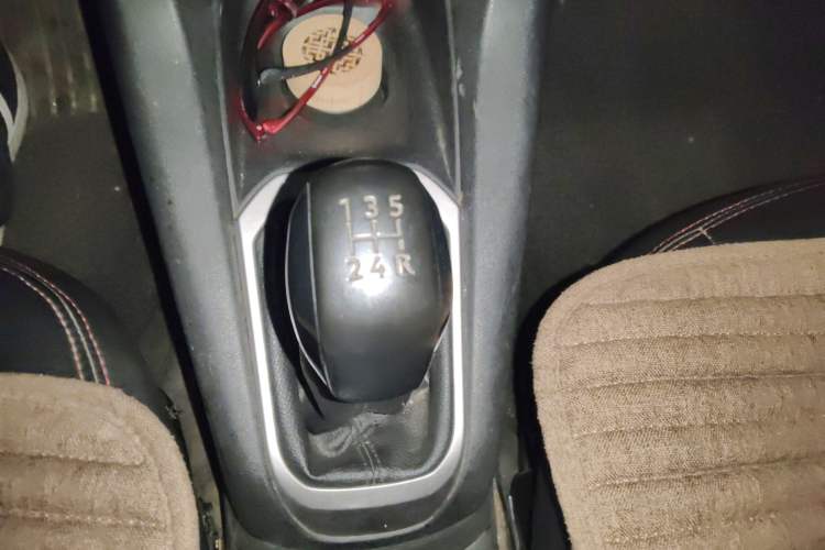 Used Peugeot 301 2016 1.6L Manual Comfort Edition