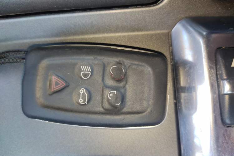 Used Land Rover Range 2012 5.0 NA V8
