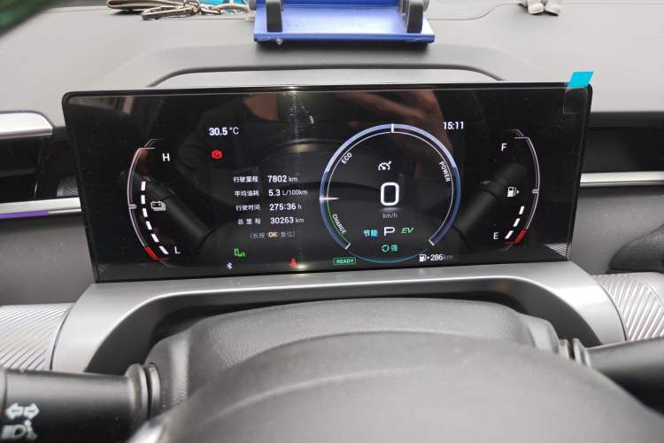 Used GAC Trumpchi EMKOO 2022 2.0 ATK TwinStar Pro Edition Odometer Close Up