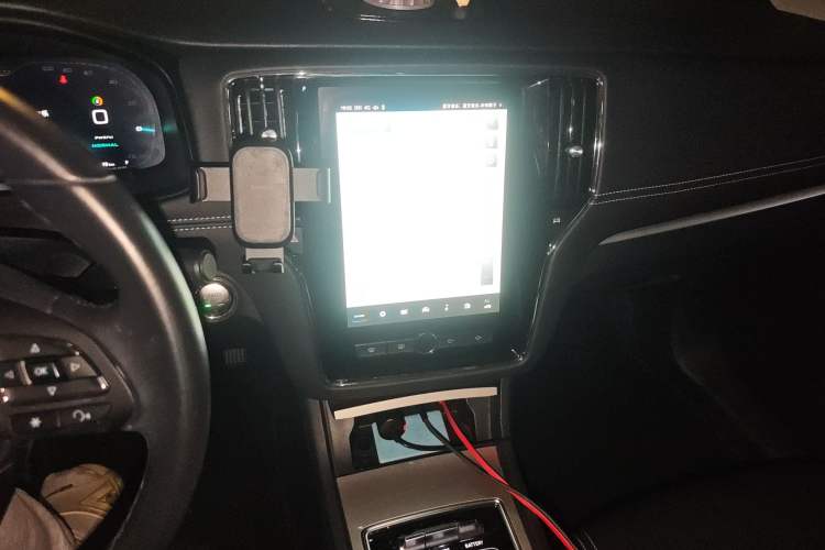 Used Roewe i6 New Energy 2017 45T Hybrid Connect & Smart Enjoyment Edition
