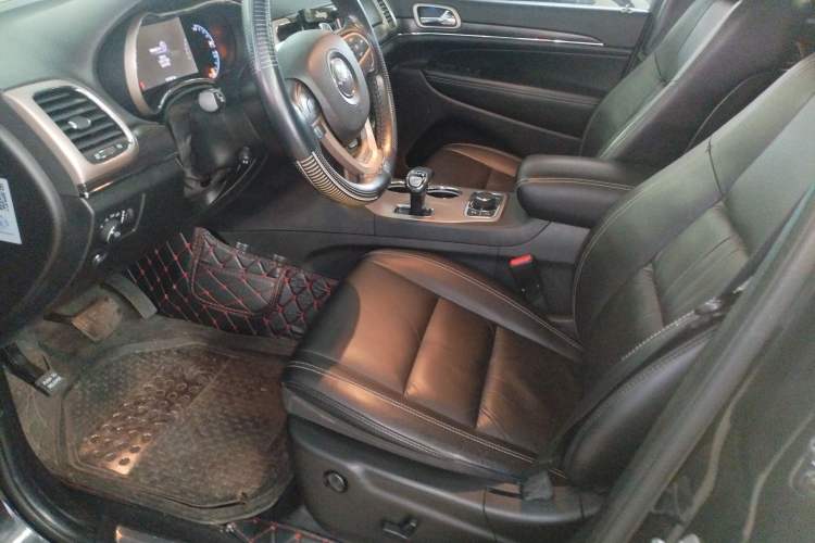 Used Jeep Grand Cherokee 2014 3.0L Comfort Navigation Edition