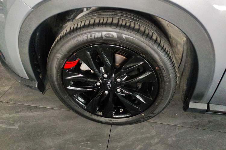 Used Chevrolet Orlando 2020 Light Hybrid Redline 530T Automatic Enjoyment Edition (5+2 Models) Exterior 4