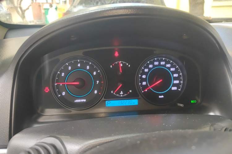 Used Chevrolet Captiva 2012 2.4L 4x4 Flagship Edition 7 Seats