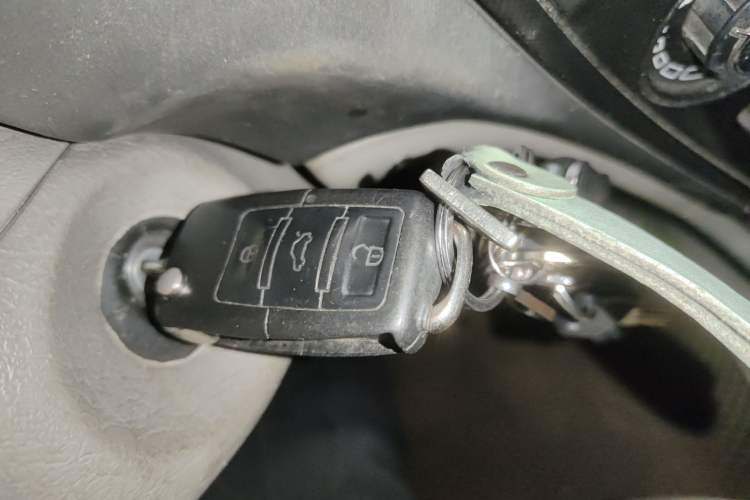 Used Citroen Elysee 2013 Sedan Classic 1.6L Manual Tech Edition
