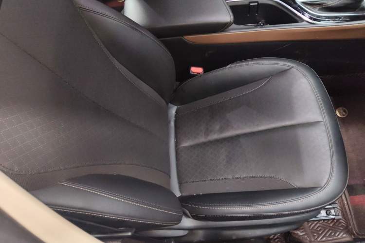 Used Buick Verano 2022 Pro 533T Fun Edition Right Front Seat