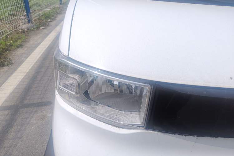 Used Wuling Hongguang MINIEV 2022 Easy Version Lithium Iron Phosphate