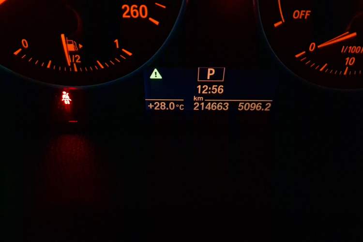 Used BMW 2 Series Gran Tourer 2015 218i Leading Model Odometer Close Up