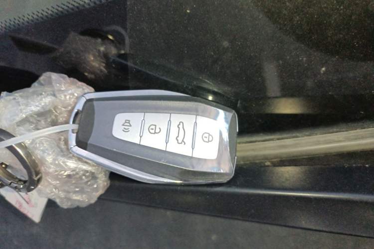 Used Geely Auto Emgrand 2019 Leading Edition 1.5L CVT Upward Asian Games Edition China VI
