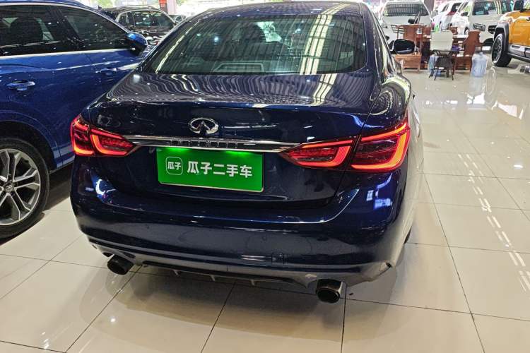 Used Infiniti Q50L 2018 2.0T Enjoyment Version China VI Standard Rear Right 45 Deg