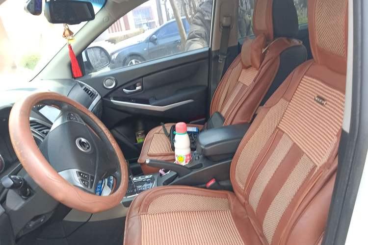 Used SsangYong Korando 2014 2.0L Gasoline Two-Wheel Drive Automatic Elite Navigation Edition