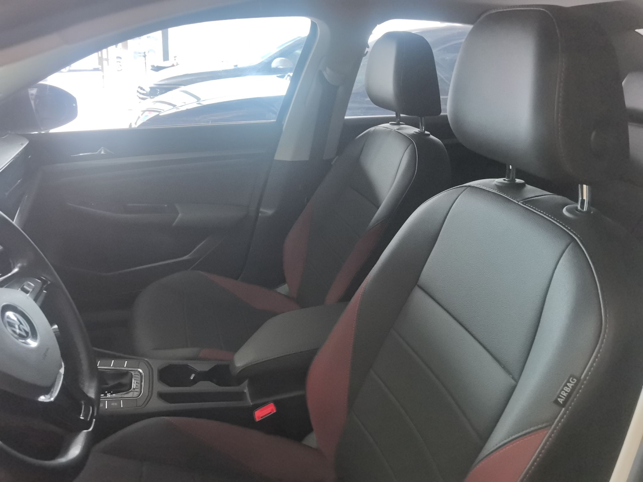 Interior delantero