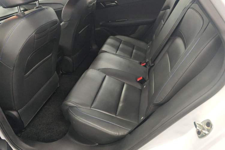 Used MG 4 EV 2023 425km Executive Version Left Rear Seat