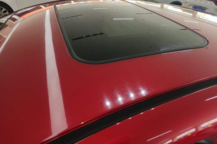 Used Mazda 3 Axela 2016 Sedan 1.5L Automatic Luxury Model Roof