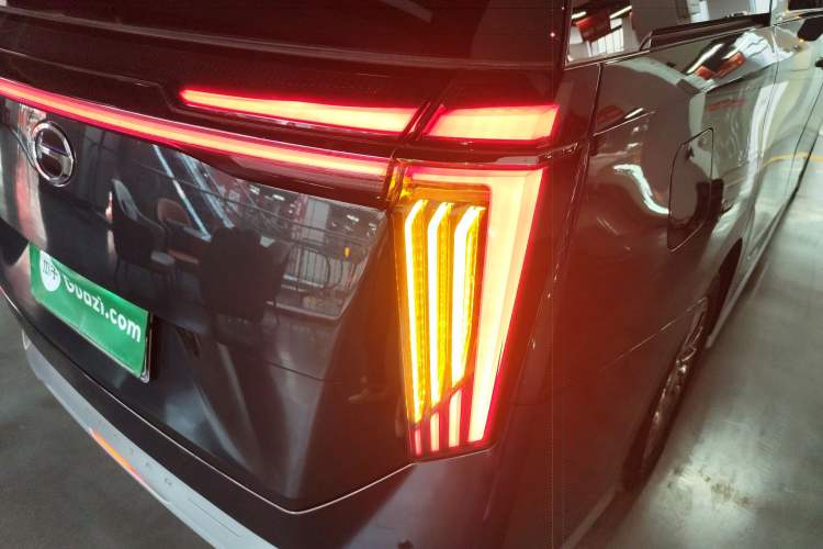 Used GAC Trumpchi M8 2023 Zongshi Series Dual-Motor Supreme Edition