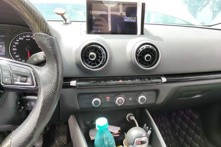 Used Audi A3 2018 30th Anniversary Edition Limousine 35 TFSI Ambition Model Audio And AC Panel