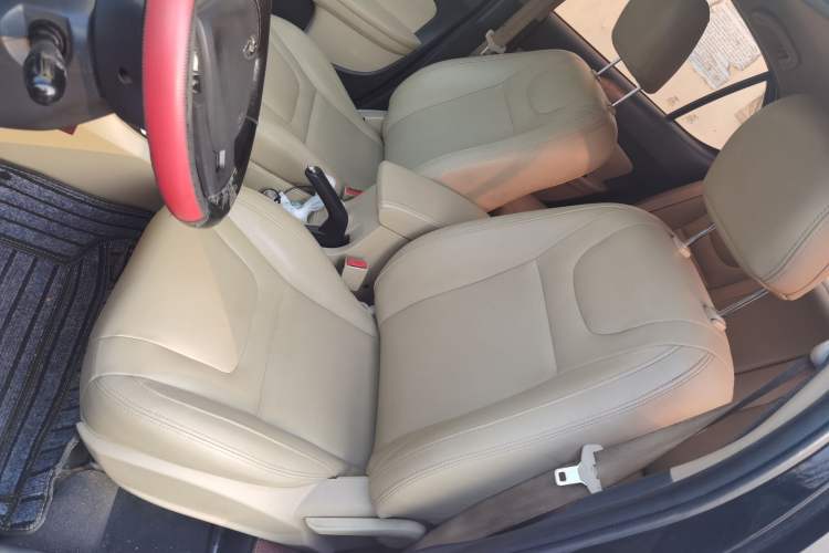 Used Chery E3 2015 1.5L Manual ZhiShang Model
