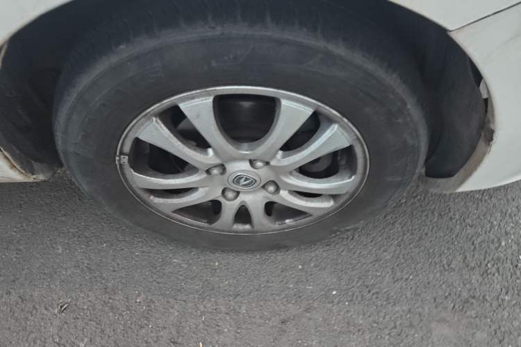 Used Changan Alsvin V3 2012 1.3L Manual Luxury Version China IV Standard