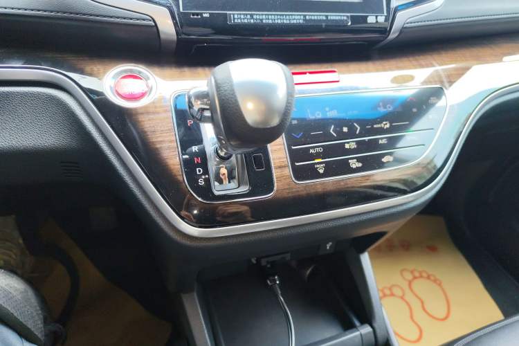 Used Honda Odyssey 2017 2.4L Supreme Edition
