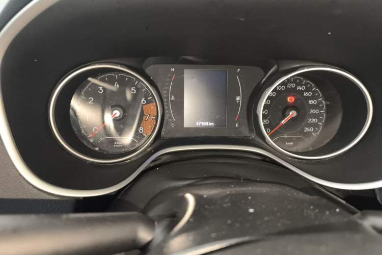 Used Jeep Compass 2017 200T Automatic Enjoyment Version
