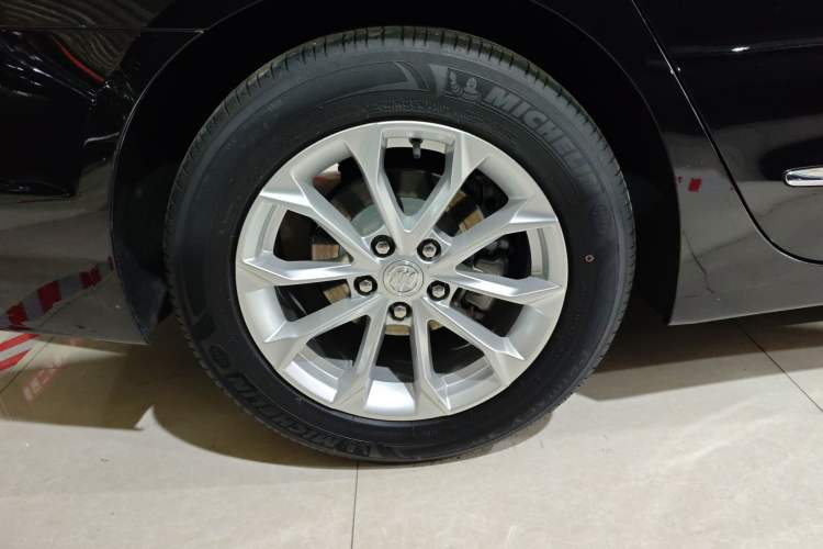 Used Buick LaCrosse 2022 552T Luxury Version
