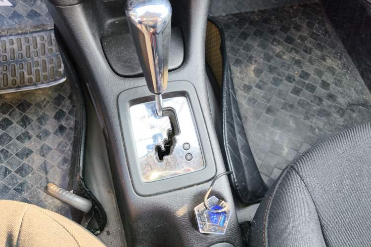 Used Citroen C2 2012 1.6L Automatic Sport Model Gear Lever