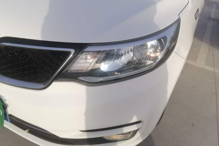 Used Kia K2 2015 Sedan 1.4L MT GLS
