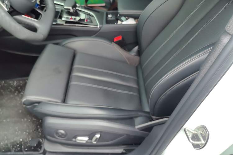 Used Audi A4L 2024 40 TFSI Luxury Dynamic Edition (Starry Night Version)