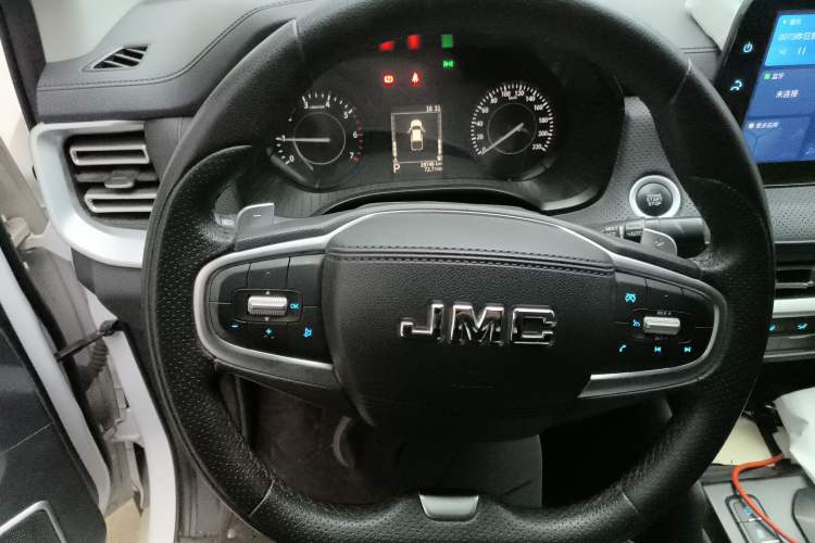 Used JMC Yuhu 7 2022 2.0T Automatic Gasoline Two-Wheel Drive Comfort Plus Long Wheelbase JX4G20A6L
