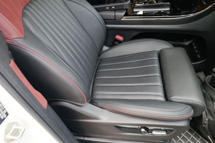 Used GAC Trumpchi M8 2024 Zongshi Series Dual-Motor Supreme Edition
