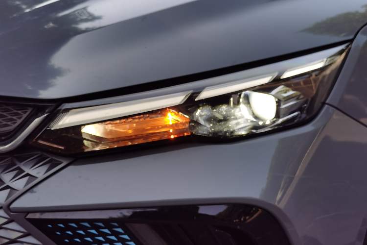 Used Geely Auto Emgrand L HiP 2022 1.5TD-DHT Pro 100KM Super Swift