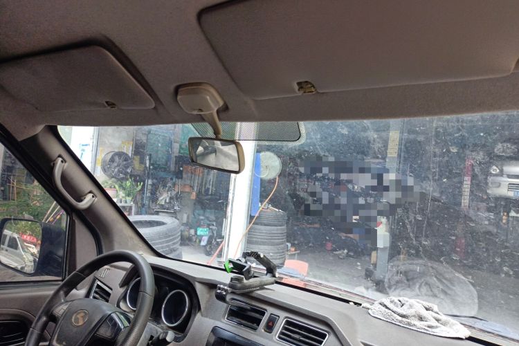 Used King Long Longyao 6 2022 Van Series CATL 41.86 kWh