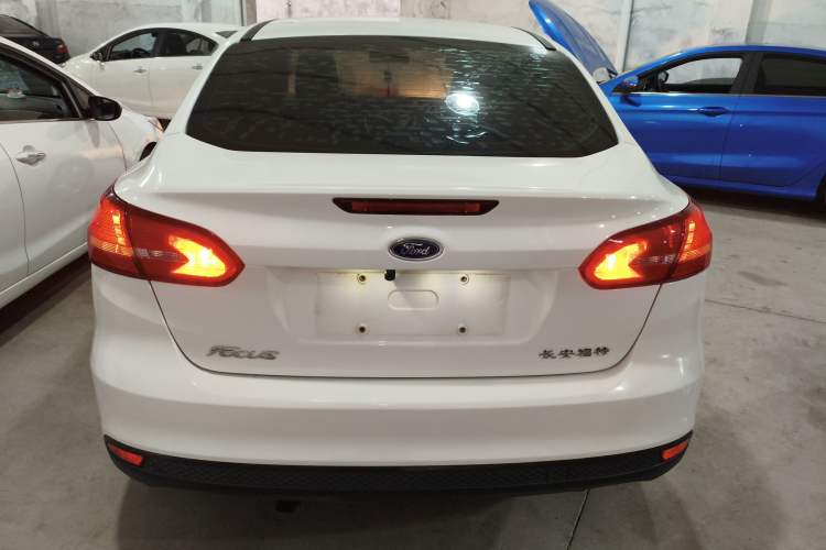 Used Ford Focus 2015 Sedan 1.6L Automatic Comfort Model