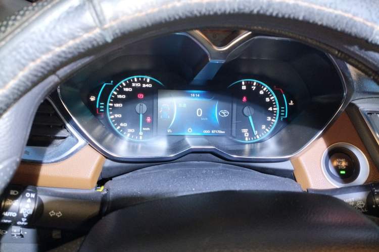 Used Soueast DX7 2015 1.5T Manual Elite Model