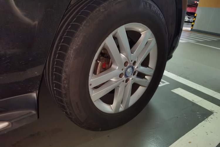 Used Mercedes-Benz GL-Class 2014 GL 400 4MATIC Dynamic Model