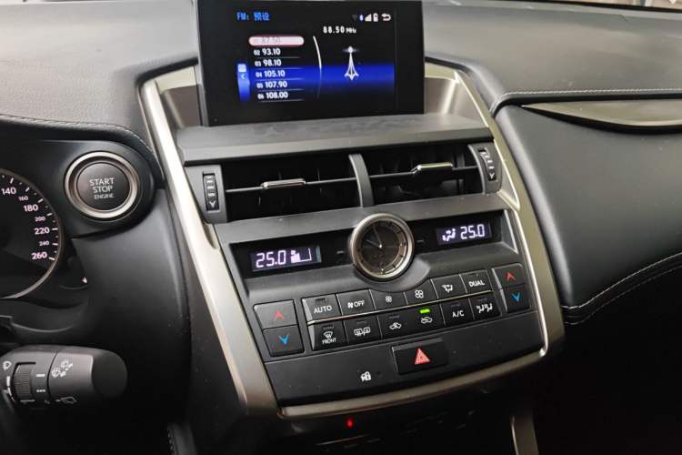 Used Lexus NX 2015 200T All-Wheel-Drive Fēngshàng Edition
