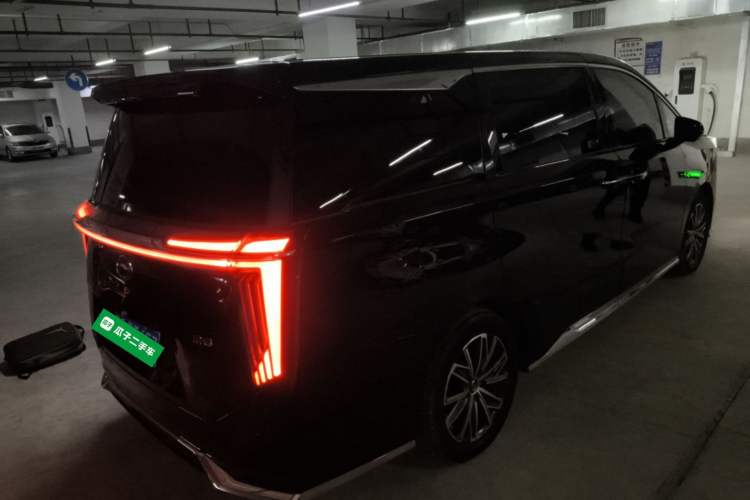 Used GAC Trumpchi M8 2024 Master Series 400T Ultimate Edition Rear Right 45 Deg