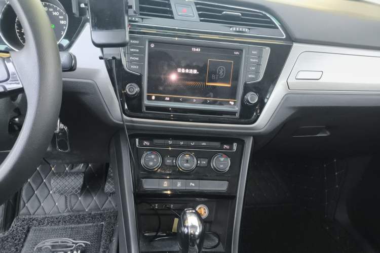 Used Volkswagen Touran 2018 Volkswagen Touran L 280TSI DSG Comfort Edition 7 Seats China V Emission Standard