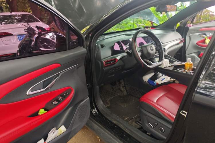 Used CHANGAN UNI-T 2020 1.5T Flagship Version
